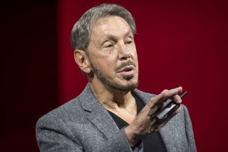 Larry Ellison, fundador de Oracle, quiere que Estados Unidos unifique todos los datos de sus ciudadanos para dárselos a la IA